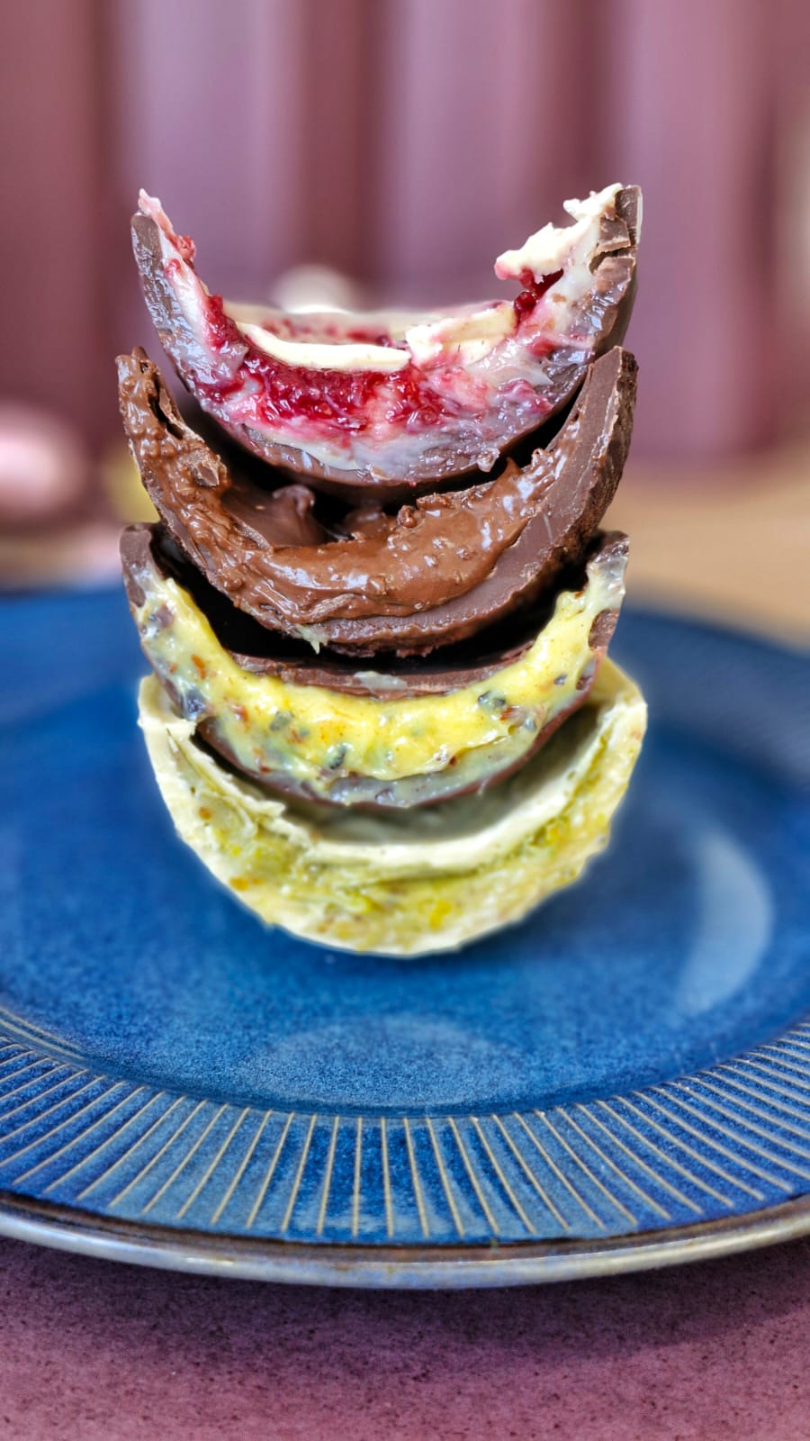 Cascas de chocolate recheadas artesanais — Doce Sabor Avaré
